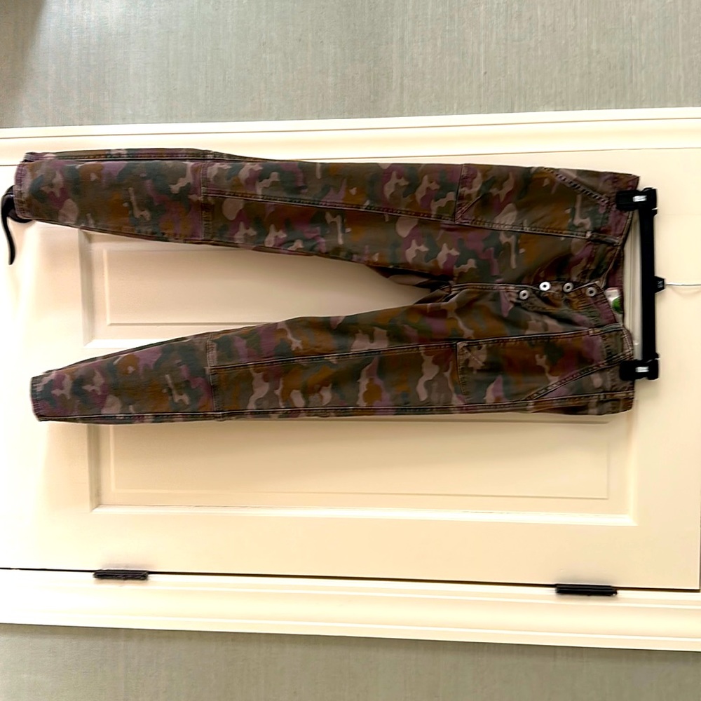 Anthropologie camo pant size 29